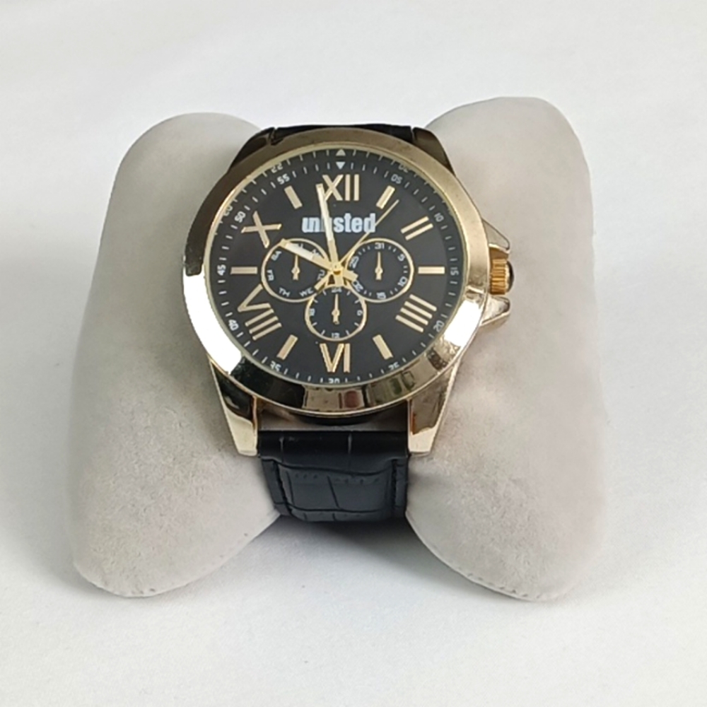 Unlisted Mens Wrist Watch.